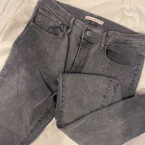 gray super high rise levis skinny jeans